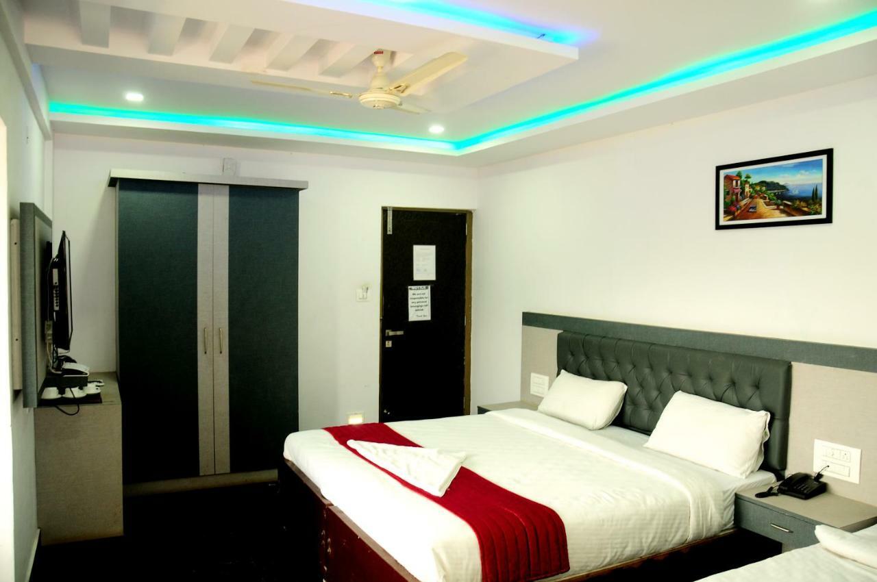 Hotel Shawrya The Grand Madikeri Esterno foto