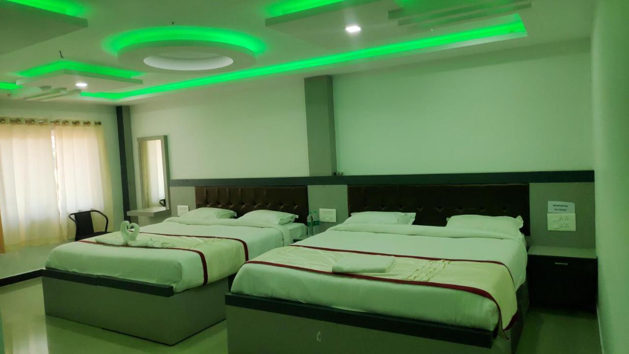 Hotel Shawrya The Grand Madikeri Esterno foto